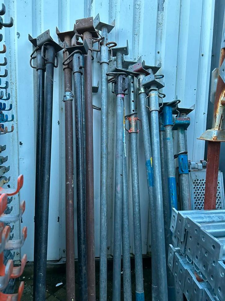 Bouwstempel/bouw stempel/schroefstempel/schroef stempel, Doe-het-zelf en Verbouw, Steigers, Zo goed als nieuw, Overige typen, Minder dan 2 meter