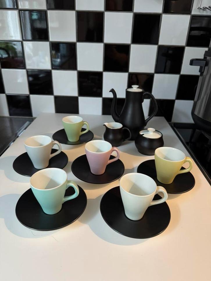 Compleet Goedewaagen koffieservies plateel pastel vintage, Antiek en Kunst, Antiek | Servies compleet, Ophalen of Verzenden