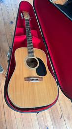 Custom gitaar Japan W1137, Ophalen, Zo goed als nieuw, Western- of Steelstringgitaar, Met koffer