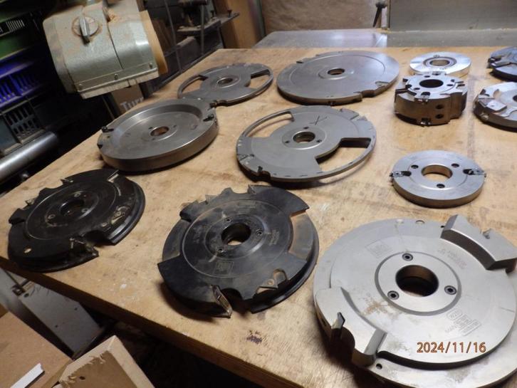 freeskoppen, Doe-het-zelf en Verbouw, Gereedschap | Freesmachines, Zo goed als nieuw, Elektrisch, Overige soorten, Ophalen