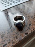 Melano ring met donkerpaars glittersteen, Ophalen of Verzenden, Zo goed als nieuw