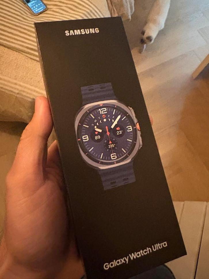 Samsung Galaxy Watch Ultra 2025 - Nieuw (sealed in doos), Sieraden, Tassen en Uiterlijk, Smartwatches, Nieuw, Android, Zwart, Afstand