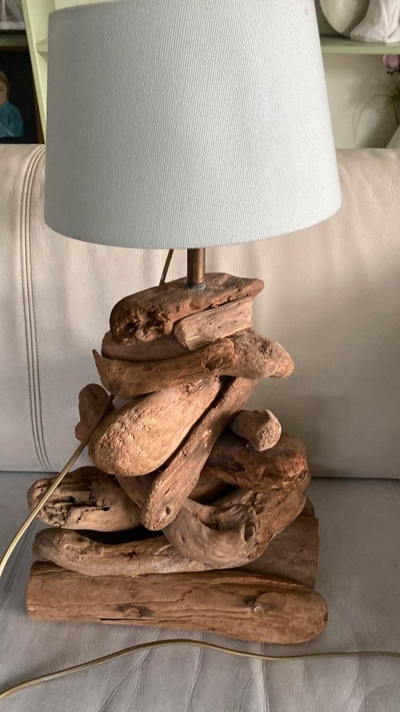 Ibiza style houten lampenvoet drijf hout tafel staande lamp, Huis en Inrichting, Lampen | Tafellampen, Gebruikt, Minder dan 50 cm