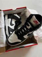 Nike Dunk High - Panda (2021) 42,5, Nieuw, Ophalen of Verzenden, Sneakers of Gympen, Nike