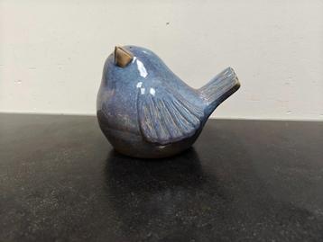 beeldje vogel beschikbaar voor biedingen