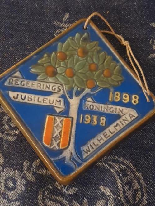 Tegel regeringsjubileum koningin Wilhelmina 1898 - 1938., Antiek en Kunst, Antiek | Wandborden en Tegels, Ophalen