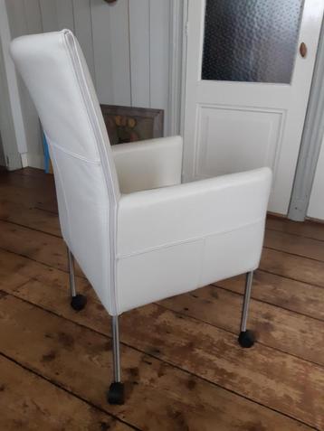 Net de echte Montis, en ook wel net zo goed / mooi. beschikbaar voor biedingen