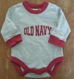 Maat 50/56 *SALE* Old Navy romper l/s grijs/rood*NieuW*, Kinderen en Baby's, Babykleding | Maat 50, Nacht- of Onderkleding, Old Navy