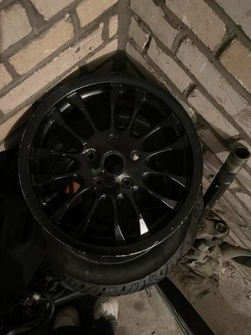 Vespa sprint voorvelg beschikbaar voor biedingen