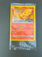 Pokémon moltres stamped promocard 19/181, Ophalen, Zo goed als nieuw, Losse kaart, Foil