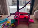Barbie camper en accessories, Ophalen of Verzenden, Zo goed als nieuw