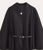 Cape zwart met riempje - Nieuw!, Ophalen of Verzenden, Zo goed als nieuw, Zwart