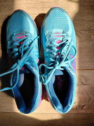 Asics GT2000 4 hardloopschoenen mt 40.5 beschikbaar voor biedingen