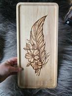 Pyrografie dienblad veer met bloemen hand gebrand, Ophalen of Verzenden, Nieuw, Rechthoekig, Hout