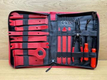Demontageset interieur 19 dlg. beschikbaar voor biedingen