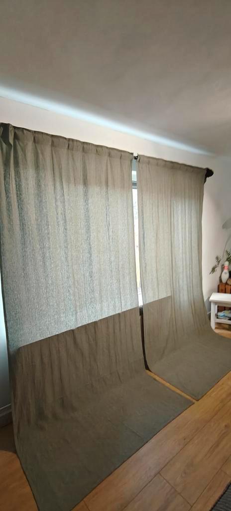 Deels Verduisterende Gordijnen (2x) Ikea TIBAST groen+Roede, Huis en Inrichting, Stoffering | Gordijnen en Lamellen, Zo goed als nieuw