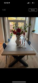 Houten tafel met betonblad en stalen poten, Ophalen, Gebruikt, Eikenhout, 200 cm of meer