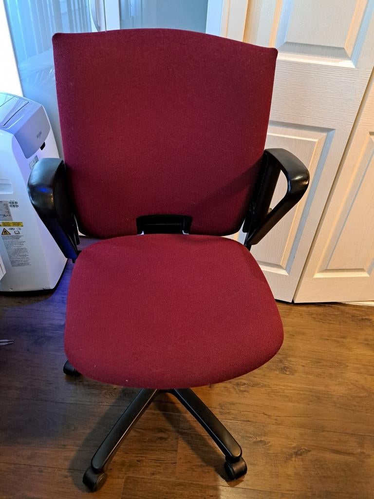 Bureaustoel Comforto, Ophalen of Verzenden, Gebruikt, Rood, Bureaustoel