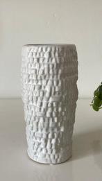 Des Pots vaas, Huis en Inrichting, Woonaccessoires | Vazen, Wit, Aardewerk of Porselein, Ophalen of Verzenden, Zo goed als nieuw