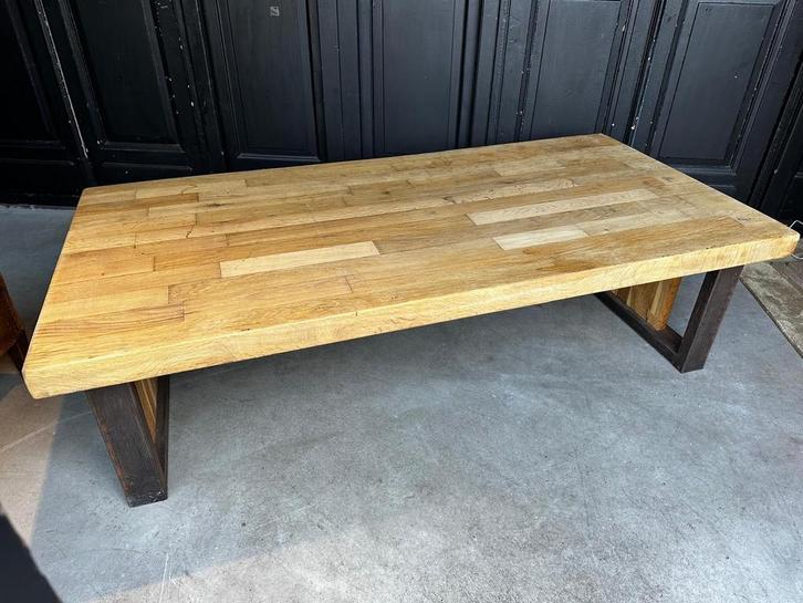 Industriële Eiken Salontafel met Stalen U-Poot, Huis en Inrichting, Tafels | Salontafels, Zo goed als nieuw, Minder dan 50 cm