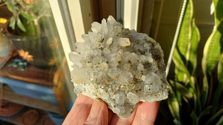 D52-03 Kwartspunten Madan Bulgarije #verzameling #collectie, Verzamelen, Mineralen en Fossielen, Mineraal, Ophalen of Verzenden