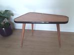 Vintage bijzettafel, Huis en Inrichting, Minder dan 45 cm, Minder dan 55 cm, Gebruikt, Vintage
