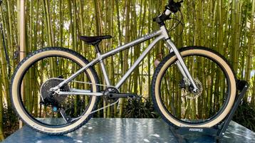 🩶🖤 Early Rider Seeker 24 - 24" Kids MTB 🖤🩶 beschikbaar voor biedingen