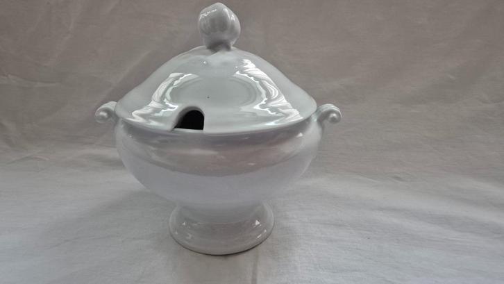 kleine Soepterrine model Porselein Petrus Regout, Antiek en Kunst, Antiek | Servies los, Ophalen of Verzenden