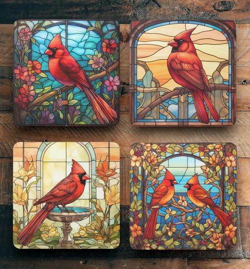 Rode Kardinaal Glas in Lood onderzetters met houder, Huis en Inrichting, Woonaccessoires | Onderzetters, Nieuw, Glas of Kopje