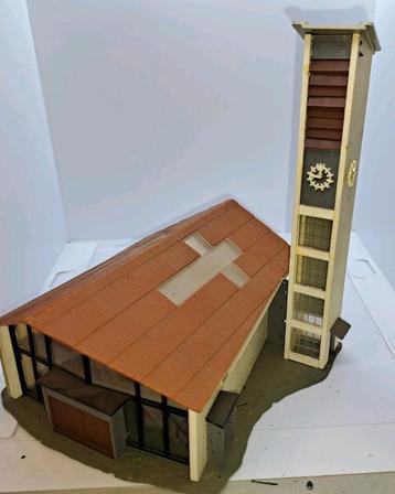 Modern kerk ho beschikbaar voor biedingen