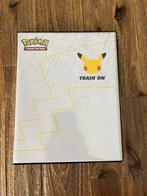 Mooi Pokemon verzamelboek voor grote kaarten, Ophalen of Verzenden, Zo goed als nieuw