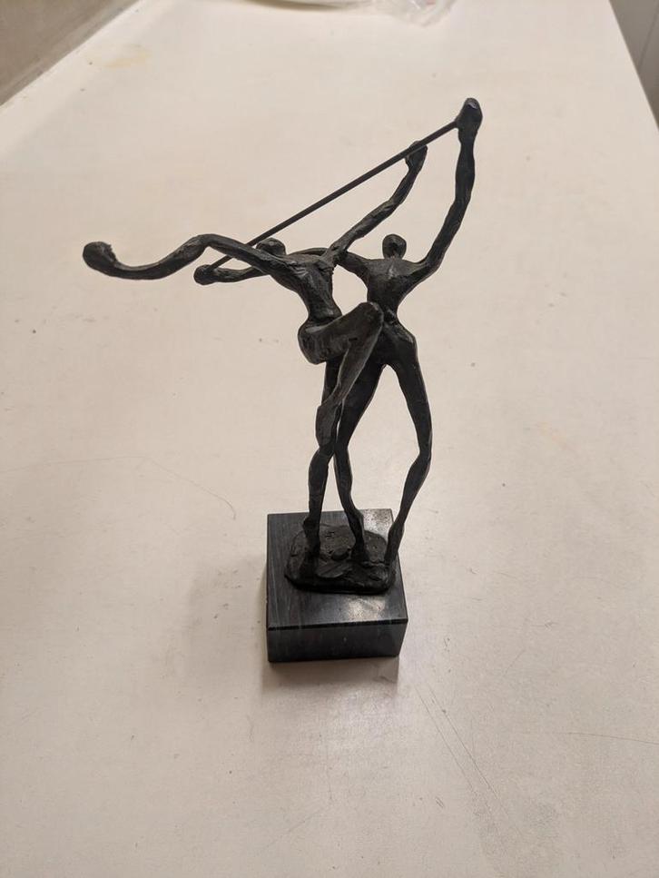 Twee dansende figuren op sokkel, Antiek en Kunst, Kunst | Designobjecten, Ophalen