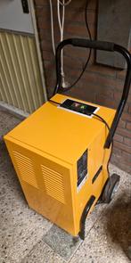 Bouwdroger te huur. 50L/24u - Stuc, Waterschade €5 p/d, Ophalen, Zo goed als nieuw