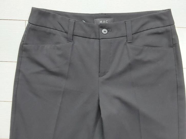 MAC maat 36 zwarte pantalon nette broek lengtemaat 34, Kleding | Dames, Broeken en Pantalons, Zo goed als nieuw, Maat 36 (S), Zwart