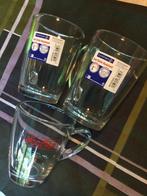 3 x glazen thee/ koffie mokken. 2 x Nieuw, 1 x ZGAN., Nieuw, Ophalen of Verzenden, Glas, Overige stijlen