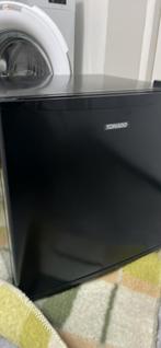 Tomado vriezer tafelmodel, Minder dan 85 cm, Minder dan 60 cm, Zo goed als nieuw, Vrijstaand