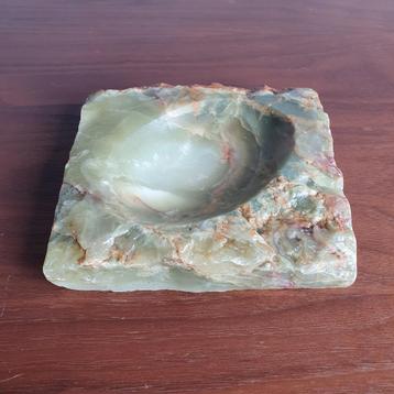 Schitterende vintage Onyx groene asbak uit de jaren 50 beschikbaar voor biedingen