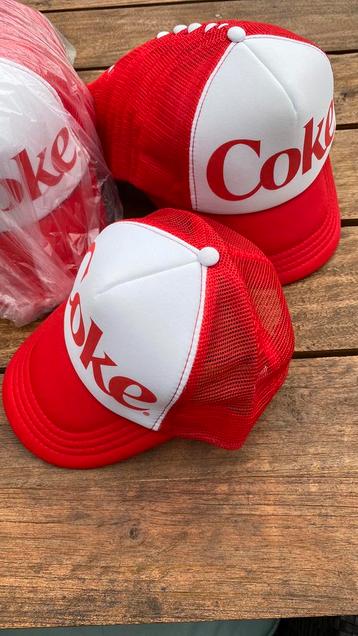 25 nieuwe coke van coca cola petten