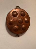 Antieke koperen poffertjespan, Ophalen, Koper