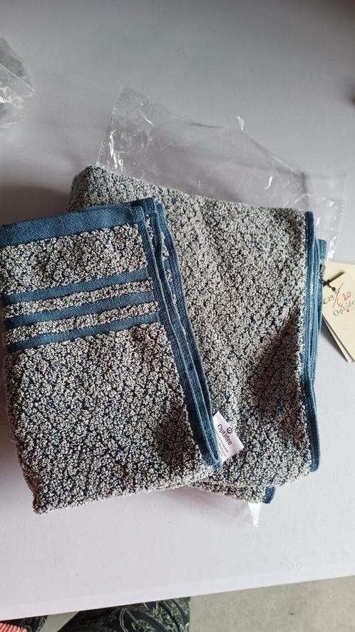 Opticotton handdoek (50x100) en gastendoekje(30x50)Petrol, Huis en Inrichting, Badkamer | Badtextiel en Accessoires, Nieuw, Handdoek