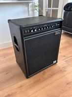 Basgitaar versterker Kustom KXB200, Muziek en Instrumenten, Versterkers | Bas en Gitaar, Ophalen, Zo goed als nieuw, Basgitaar