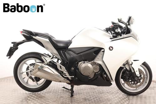 Honda VFR 1200 F C-ABS (bj 2010), Motoren, Motoren | Schademotoren, Toermotor, Honda, meer dan 35 kW