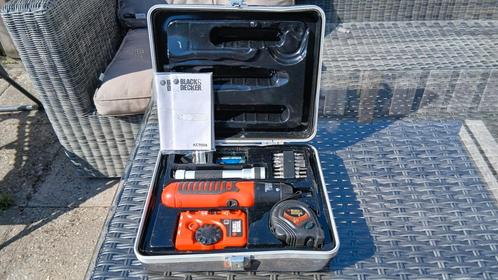 Black & Decker koffer met inhoud te koop, Doe-het-zelf en Verbouw, Gereedschap | Handgereedschap, Gebruikt, Ophalen of Verzenden