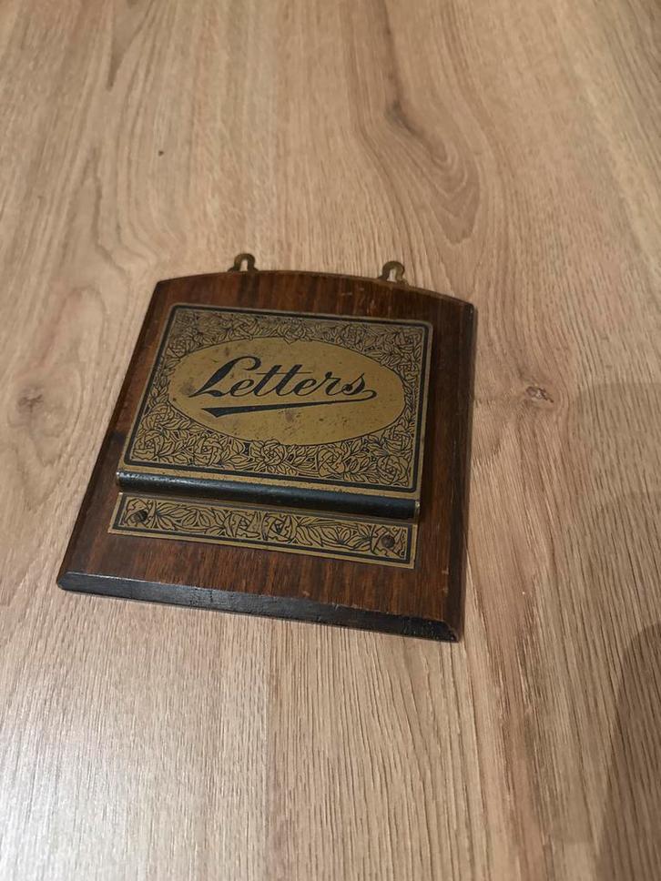 Vintage Houten Brievenhouder, Antiek en Kunst, Antiek | Woonaccessoires, Ophalen of Verzenden