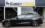 Volvo V60 2.0 T6 Recharge AWD R-Design |Camera|DAB|Trekhaak|, Gebruikt, Euro 6, 4 cilinders, Leder en Stof