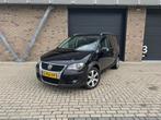 Volkswagen Touran 1.4 TSI 125KW Cross DSG 2008 Zwart, Auto's, Volkswagen, Euro 5, 4 cilinders, Zwart, Leder