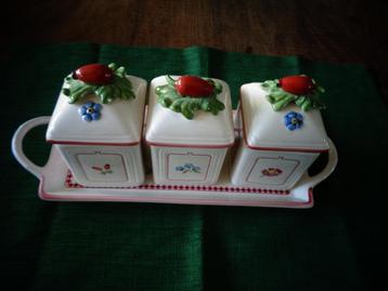 Villeroy & Boch Petite Fleur Charm plateau en potjes beschikbaar voor biedingen
