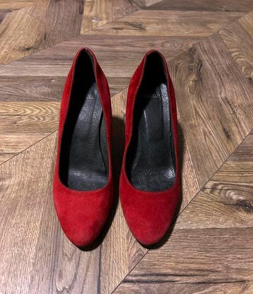 Mooie Manfield pump van leer/suede, maat 38 beschikbaar voor biedingen