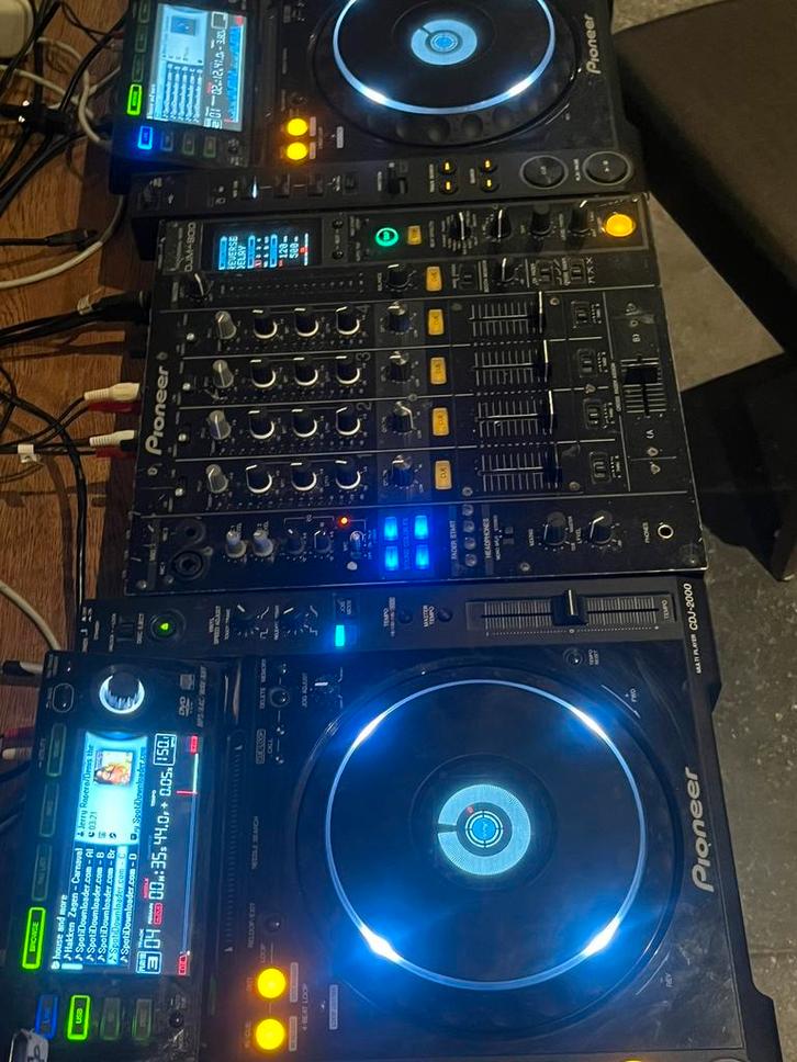 Pioneer Cdj 2x 2000 1x djm 800 incl flichtcase3x, Muziek en Instrumenten, Dj-sets en Draaitafels, Gebruikt, Dj-set, Pioneer, Ophalen