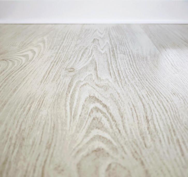 PVC visgraat vloer| laminaat | trapbekleding., Huis en Inrichting, Stoffering | Vloerbedekking, Nieuw, Laminaat, Wit, Beige, Bruin